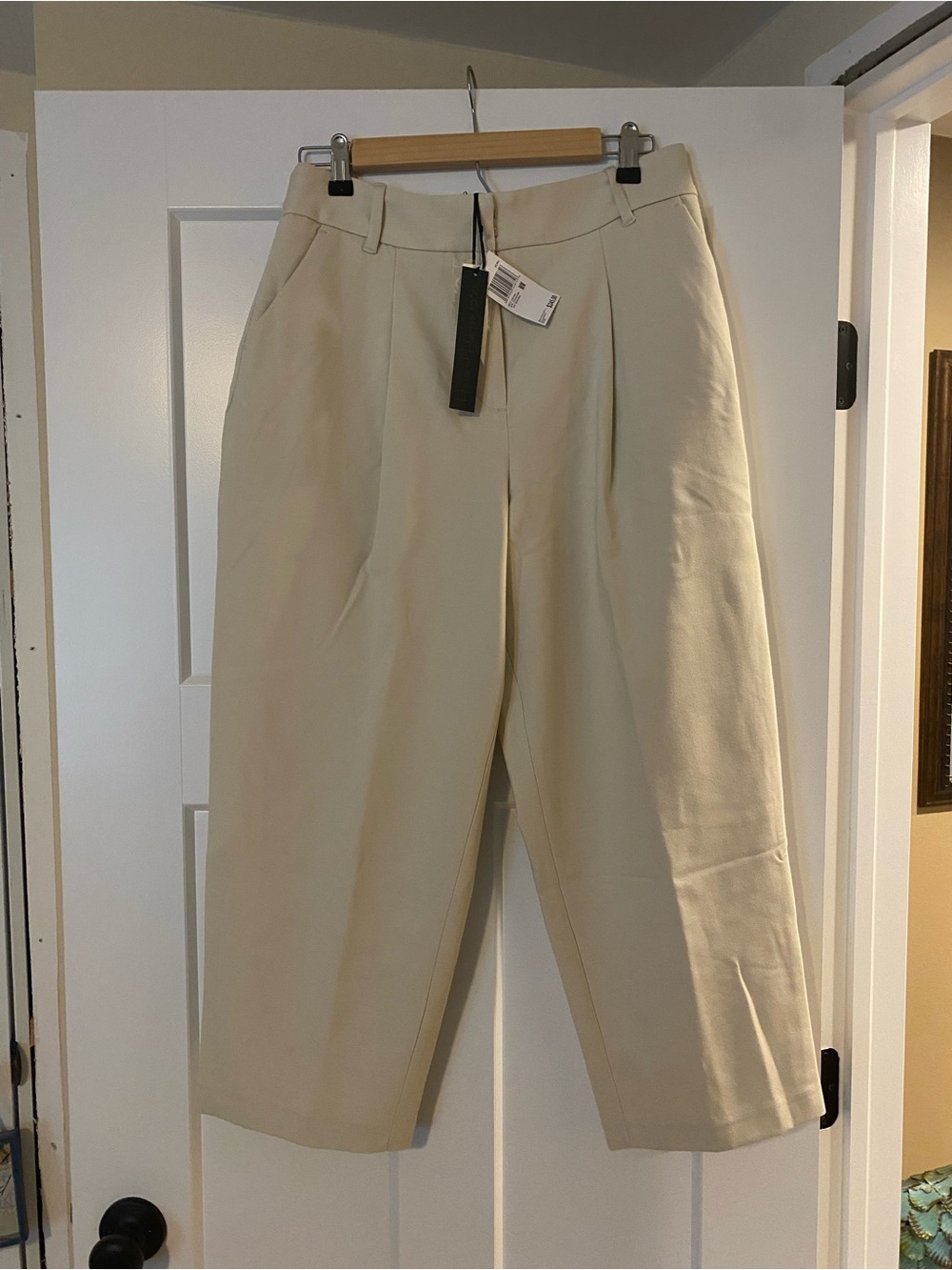 House of Harlow 1960 Cream High-Waist Pleated Wide Leg Trousers Size M NWT